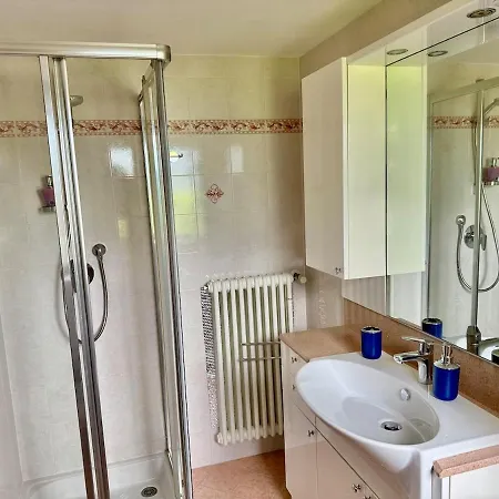 Lägenhet A House Between A Waterfall And A The Enchantment Of *