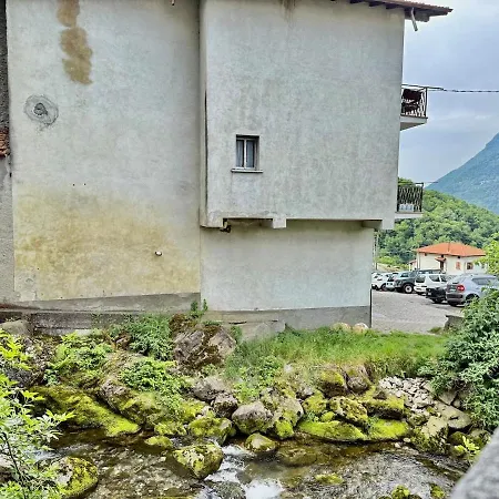 A House Between A Waterfall And A The Enchantment Of Appartamento *